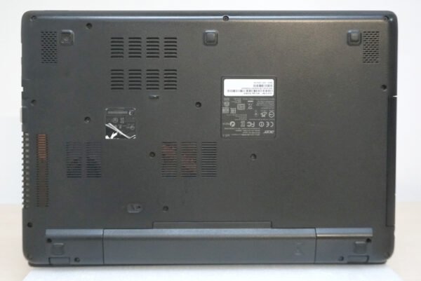 Acer E5-571G - Image 3