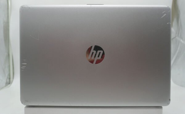 HP Pavilion 15 2020 - Image 4