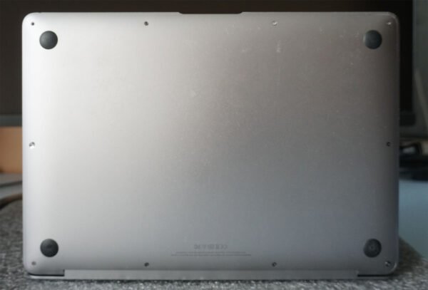 Macbook Air 2018 - Image 3